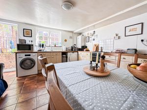 Photo 13- click for photo gallery